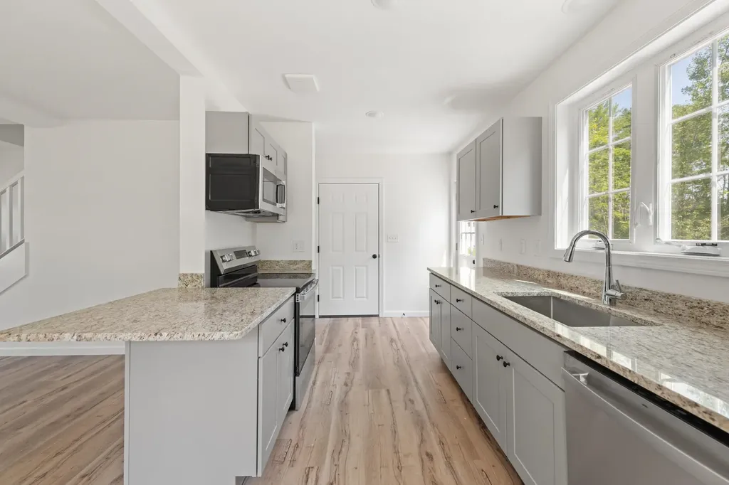 193 Kendall Street Franklin NH 03235