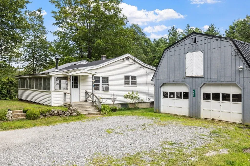 683 Hunkins Pond Road Sanbornton NH 03269