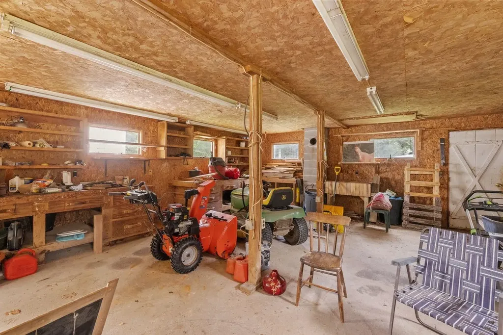 683 Hunkins Pond Road Sanbornton NH 03269