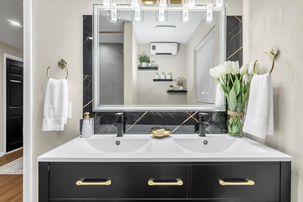 394 Cedar Street Manchester NH 03103