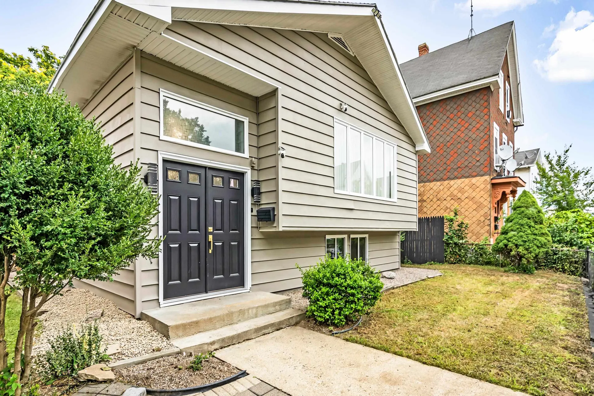 394 Cedar Street Manchester NH 03103