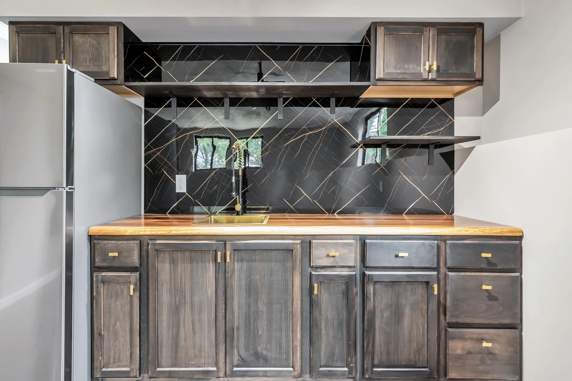 394 Cedar Street Manchester NH 03103