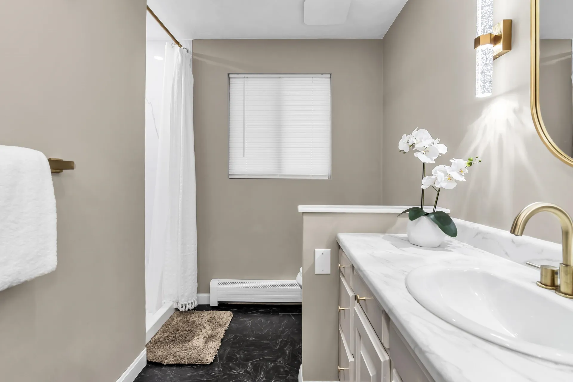 394 Cedar Street Manchester NH 03103