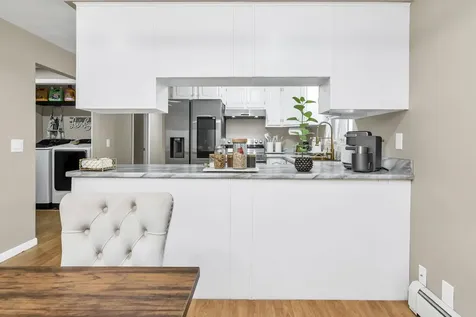 394 Cedar Street Manchester NH 03103