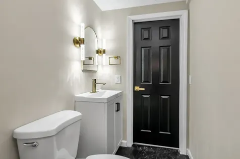 394 Cedar Street Manchester NH 03103