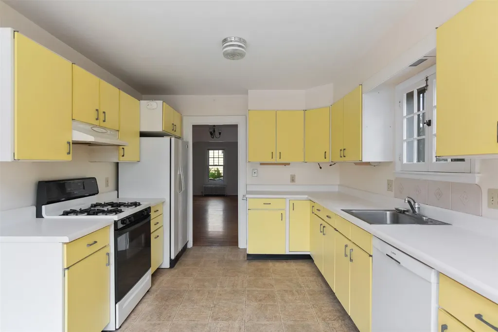 37 Bilodeau Court Burlington VT 05401