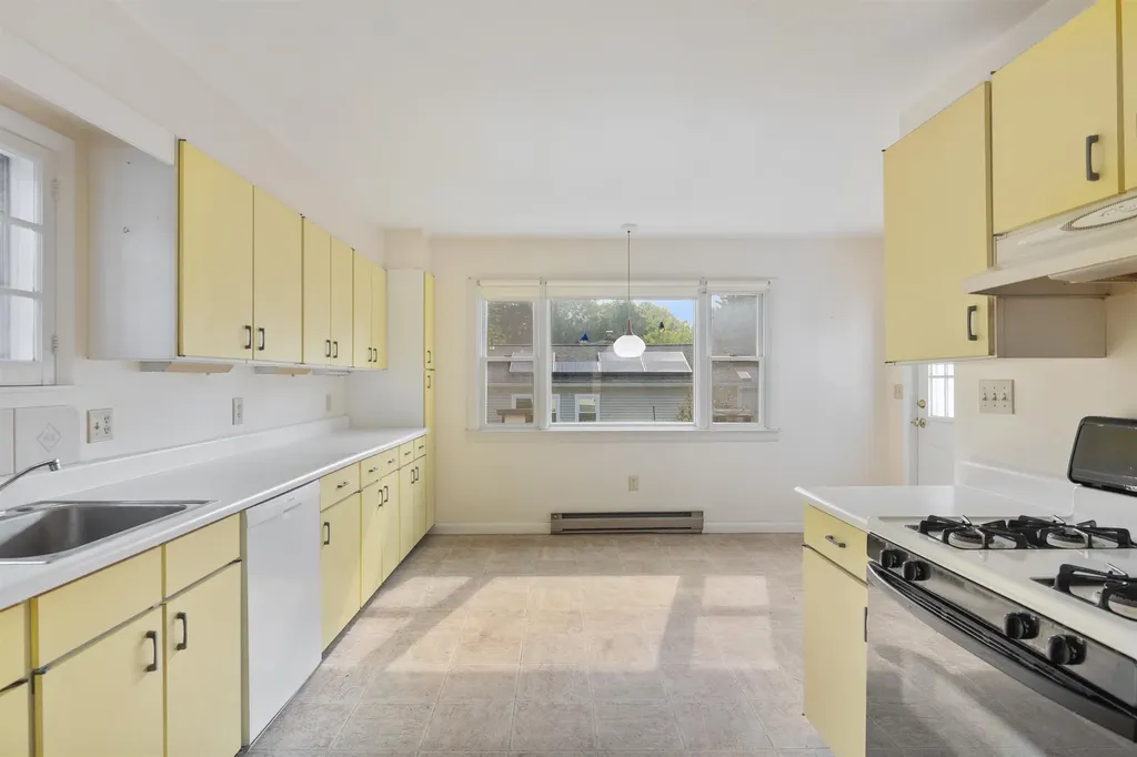 37 Bilodeau Court Burlington VT 05401