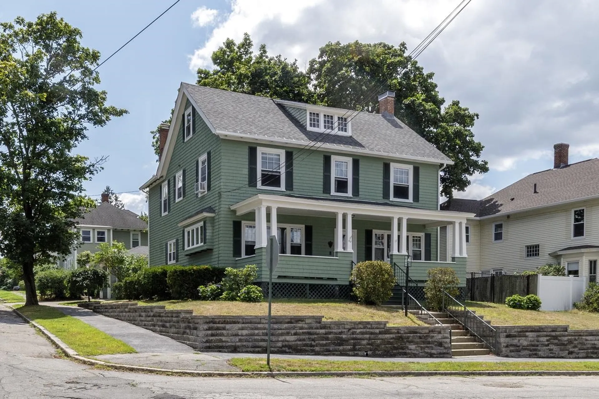 43 Lodge Street Manchester NH 03104