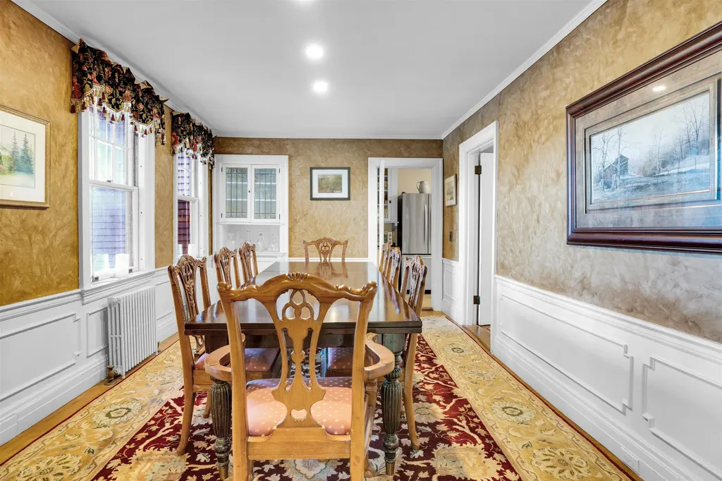 505 Deweys Mills Road Hartford VT 05047