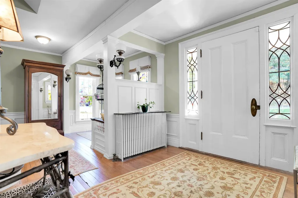 505 Deweys Mills Road Hartford VT 05047