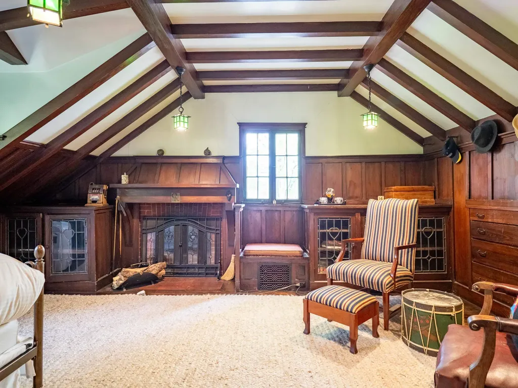 505 Deweys Mills Road Hartford VT 05047