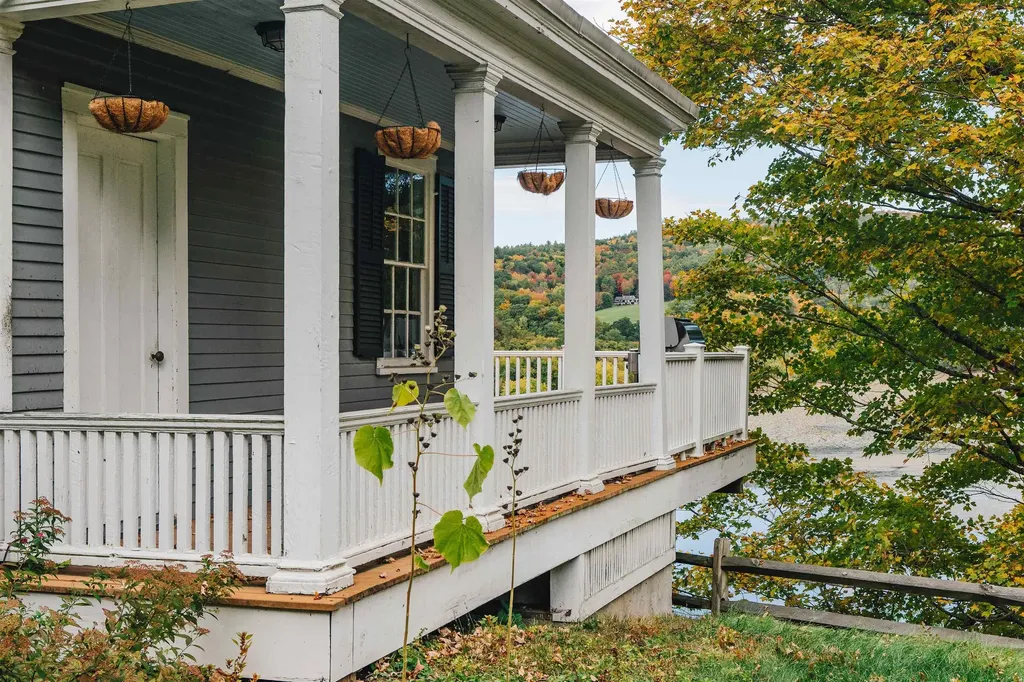 505 Deweys Mills Road Hartford VT 05047