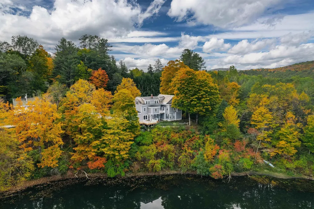 505 Deweys Mills Road Hartford VT 05047