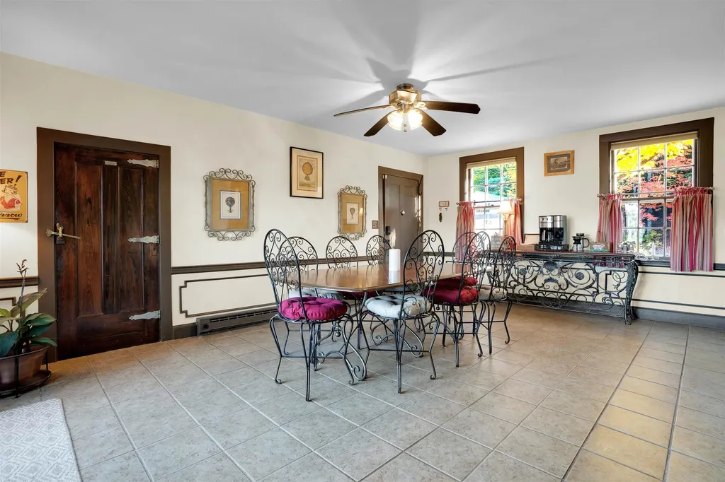 505 Deweys Mills Road Hartford VT 05047