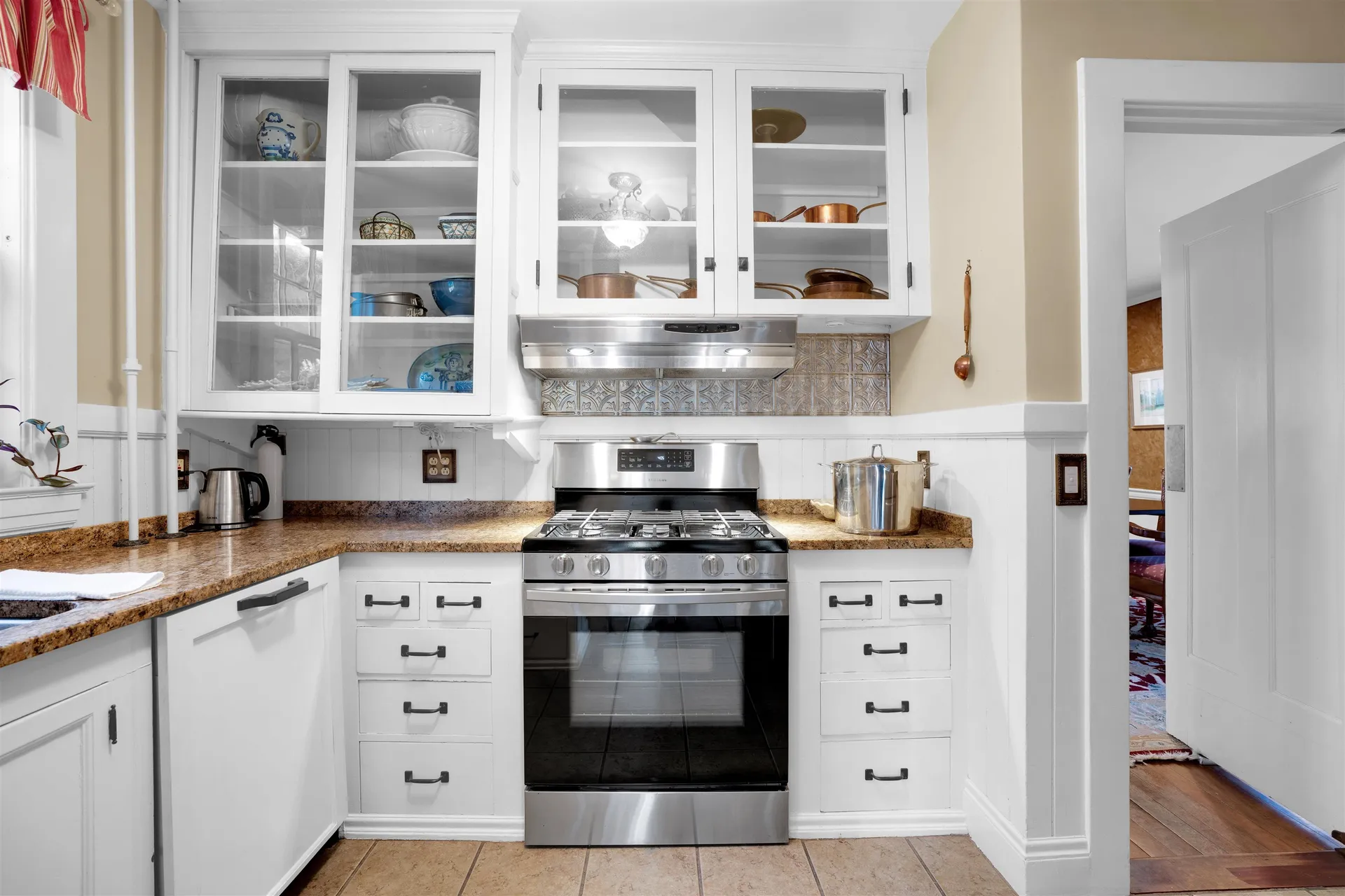 505 Deweys Mills Road Hartford VT 05047