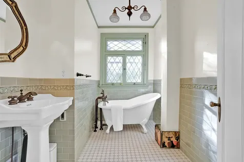 505 Deweys Mills Road Hartford VT 05047