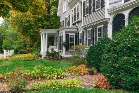 505 Deweys Mills Road Hartford VT 05047