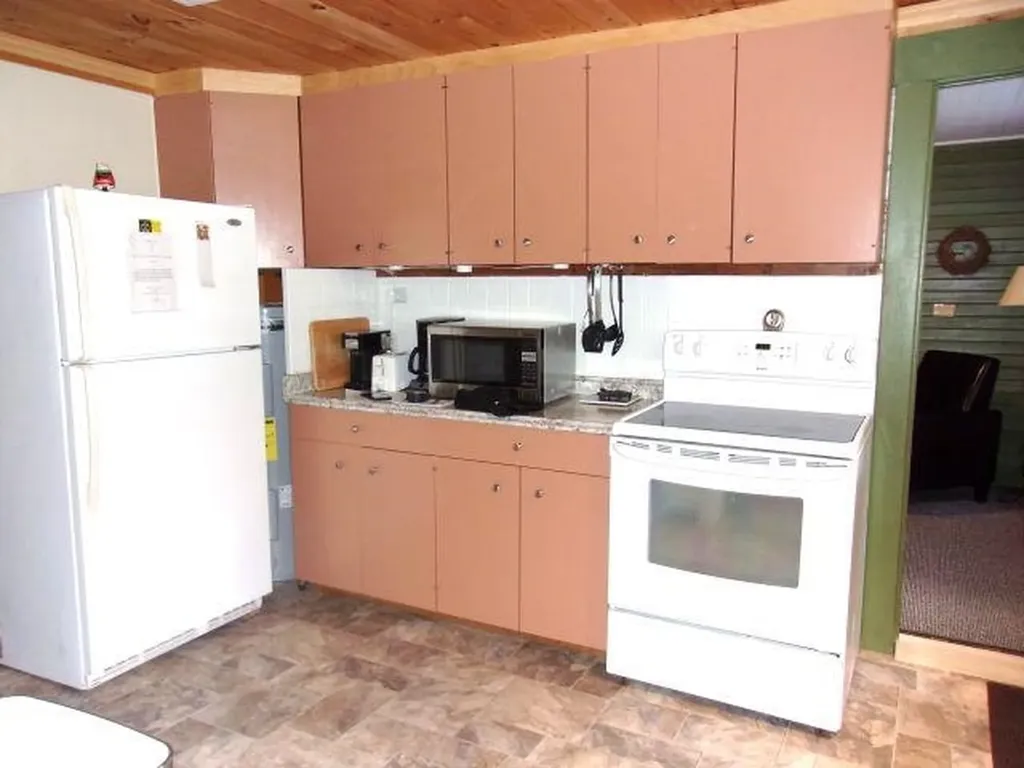 41 Meadow Street Bethlehem NH 03574