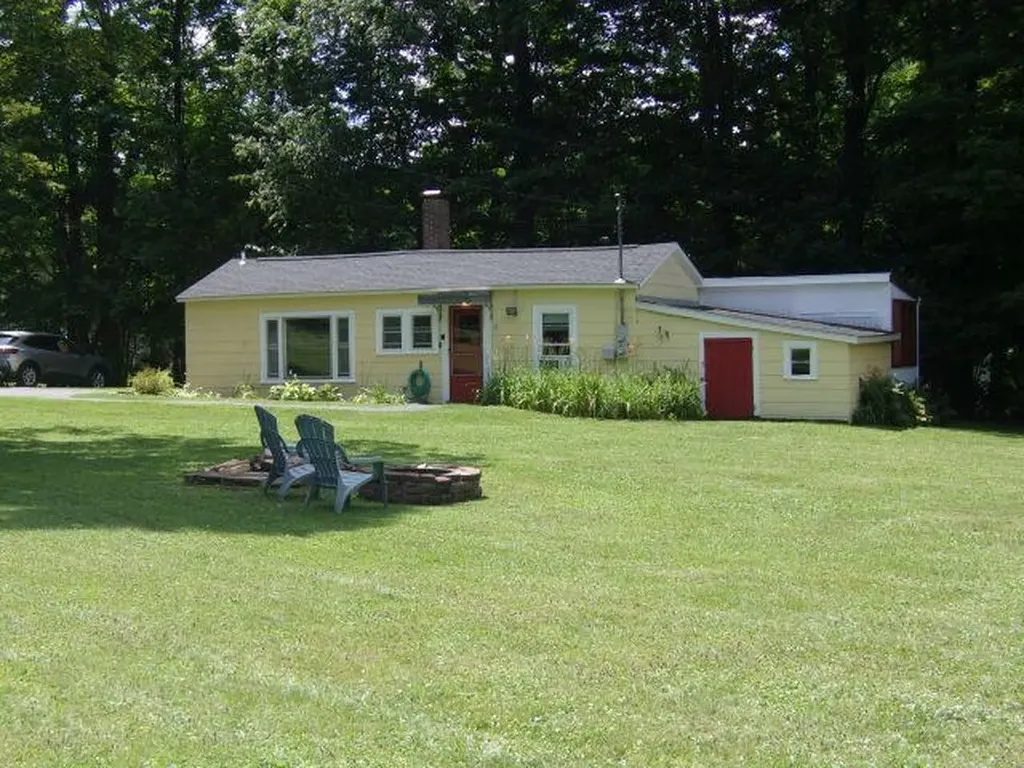 41 Meadow Street Bethlehem NH 03574