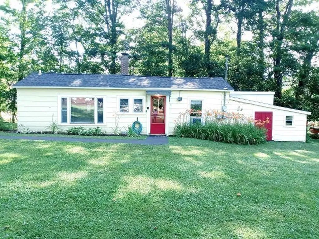 41 Meadow Street Bethlehem NH 03574