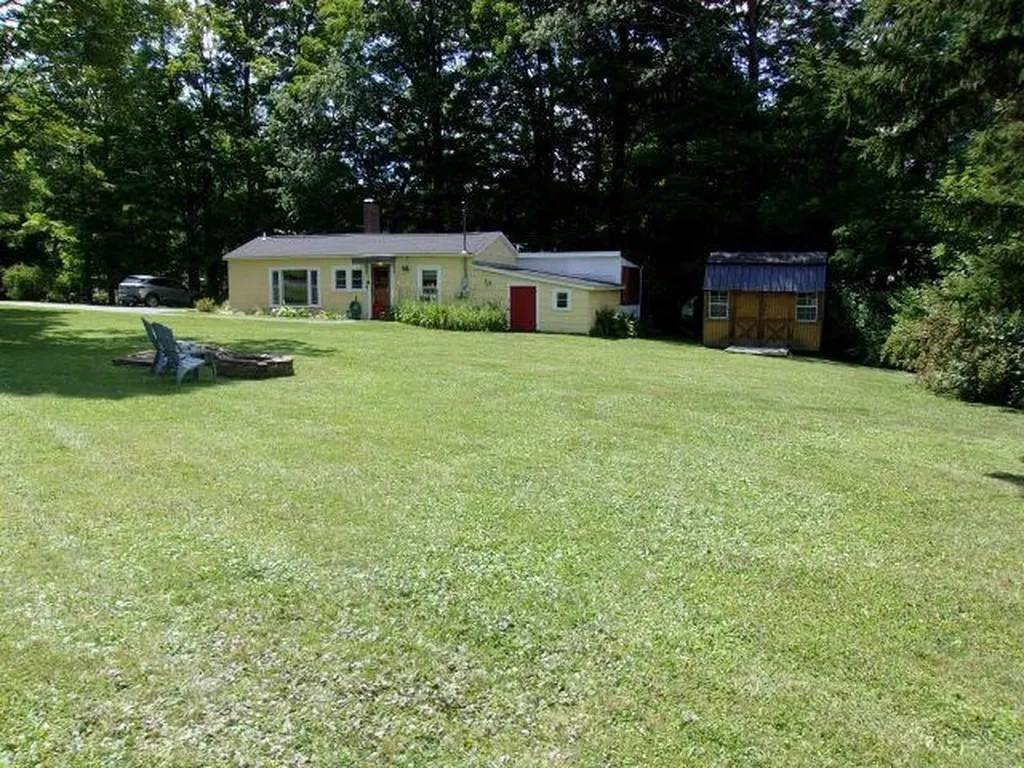 41 Meadow Street Bethlehem NH 03574