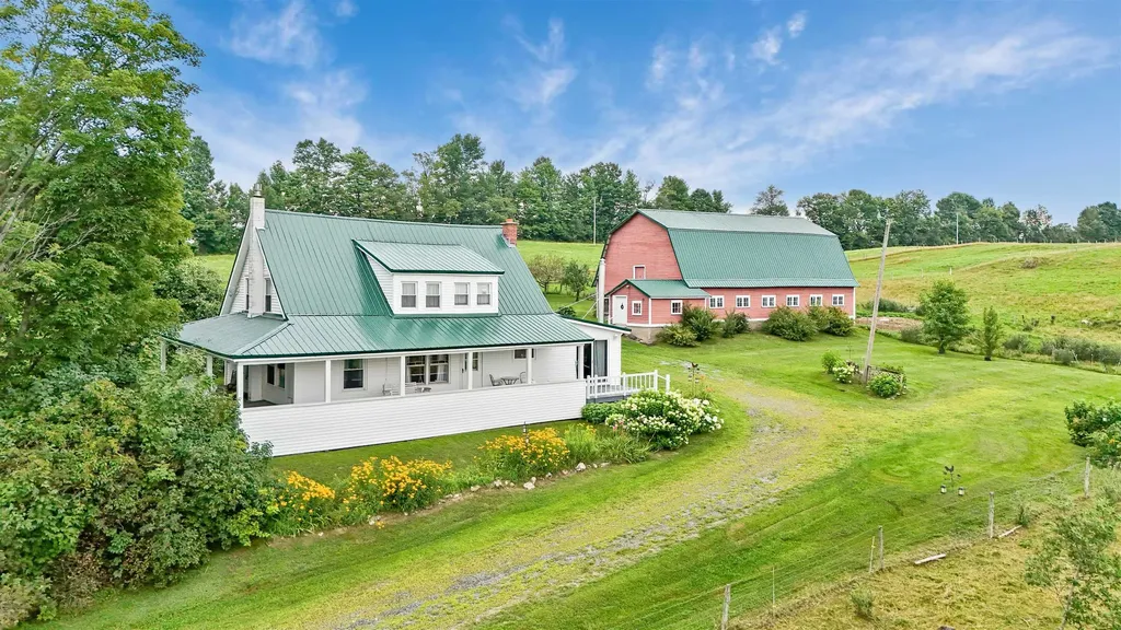 2066 Hinman Settler Road Brownington VT 05860