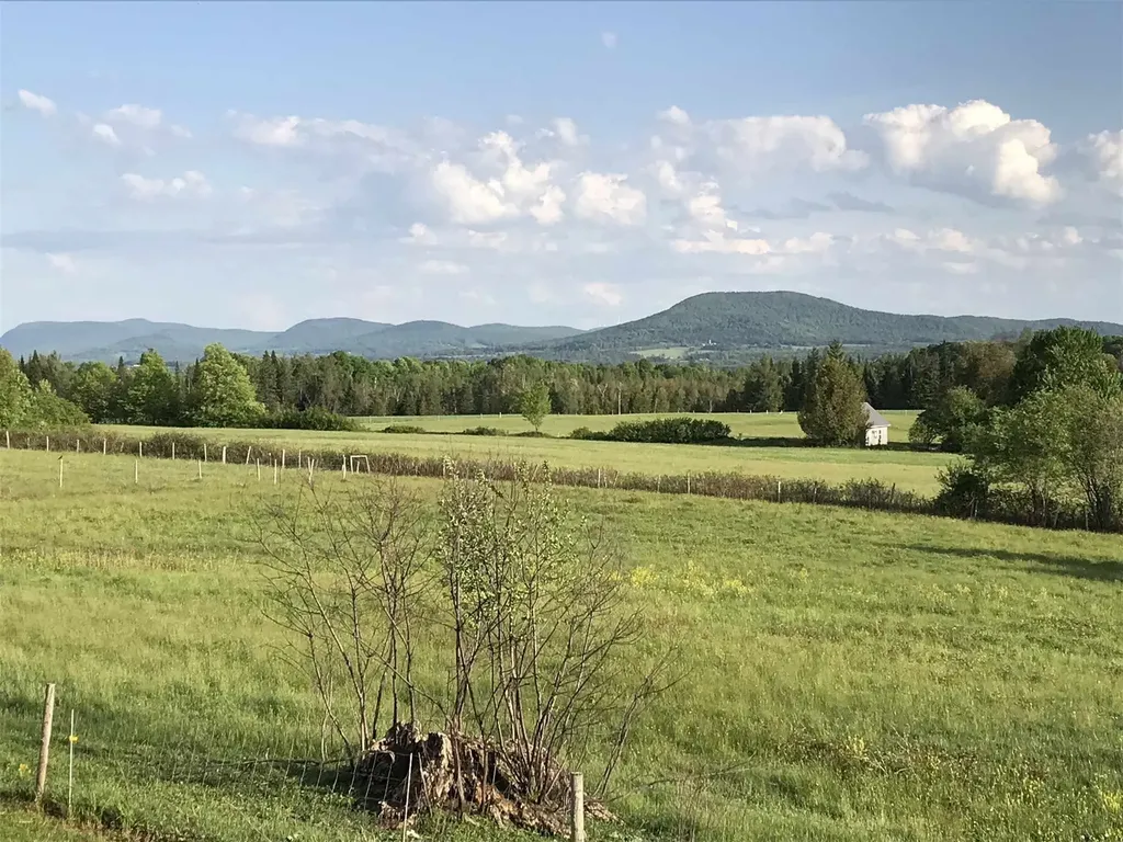 2066 Hinman Settler Road Brownington VT 05860