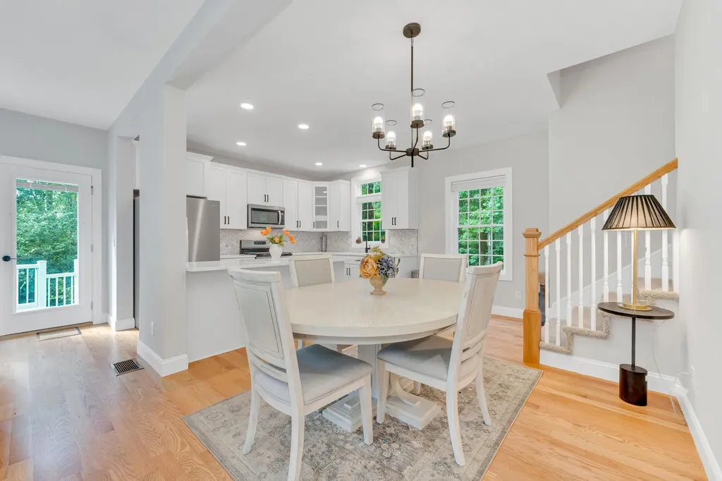 57 Hardy Road Londonderry NH 03053