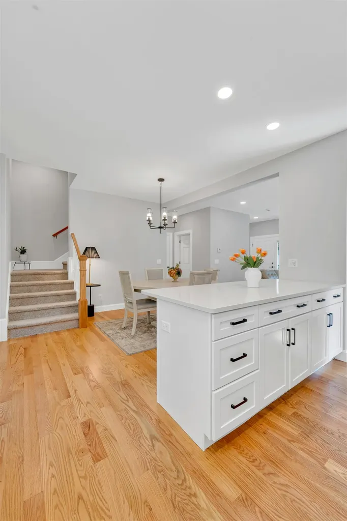 57 Hardy Road Londonderry NH 03053