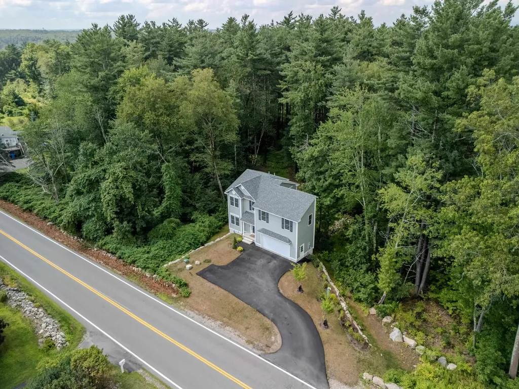 57 Hardy Road Londonderry NH 03053