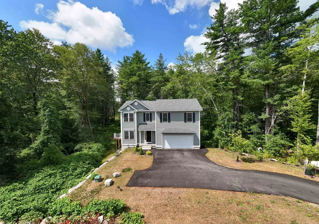 57 Hardy Road Londonderry NH 03053