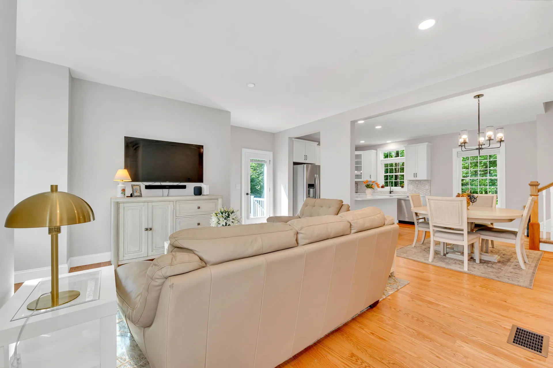 57 Hardy Road Londonderry NH 03053