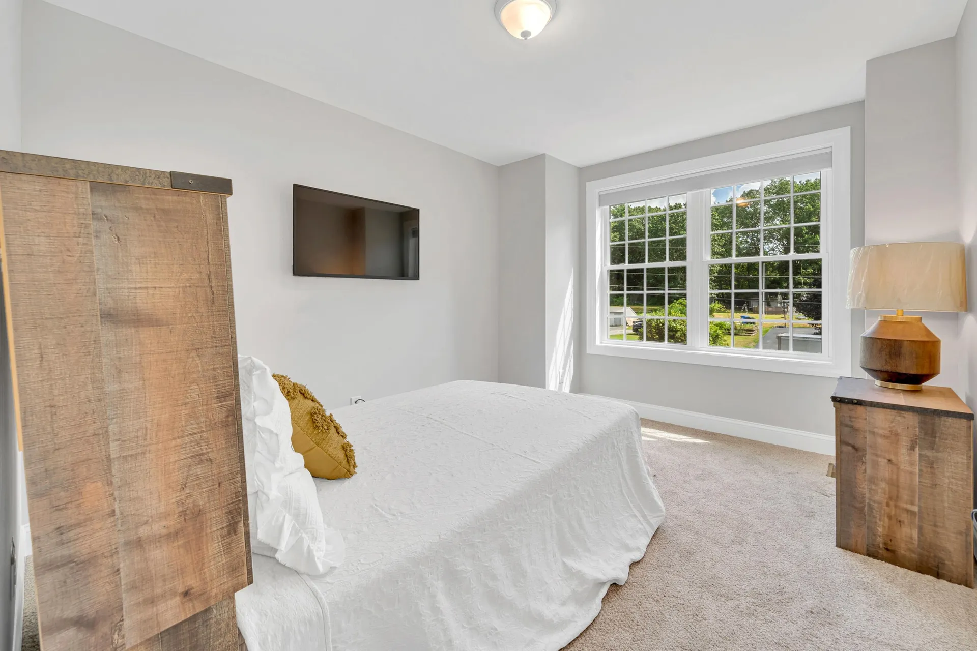 57 Hardy Road Londonderry NH 03053