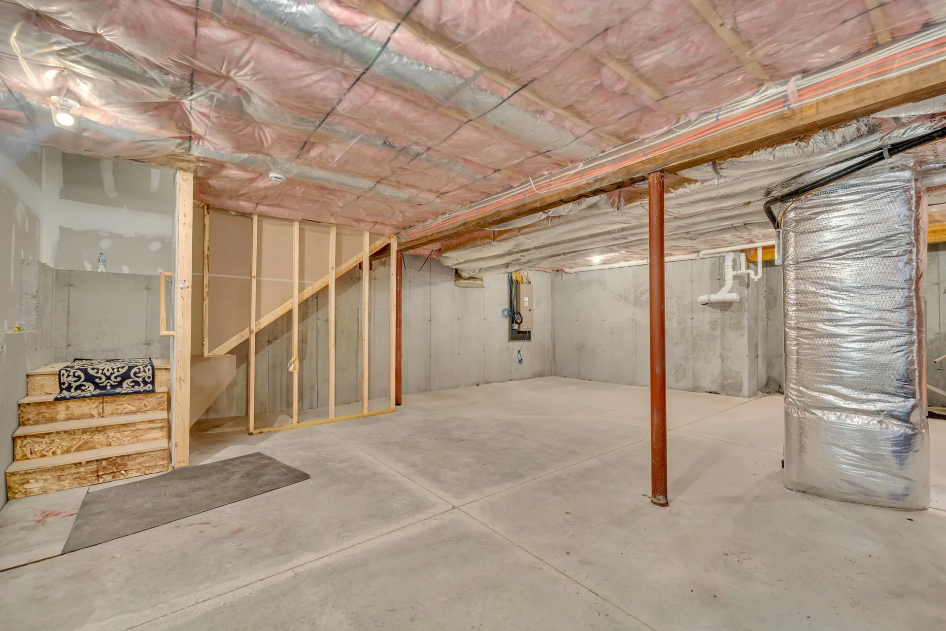 57 Hardy Road Londonderry NH 03053