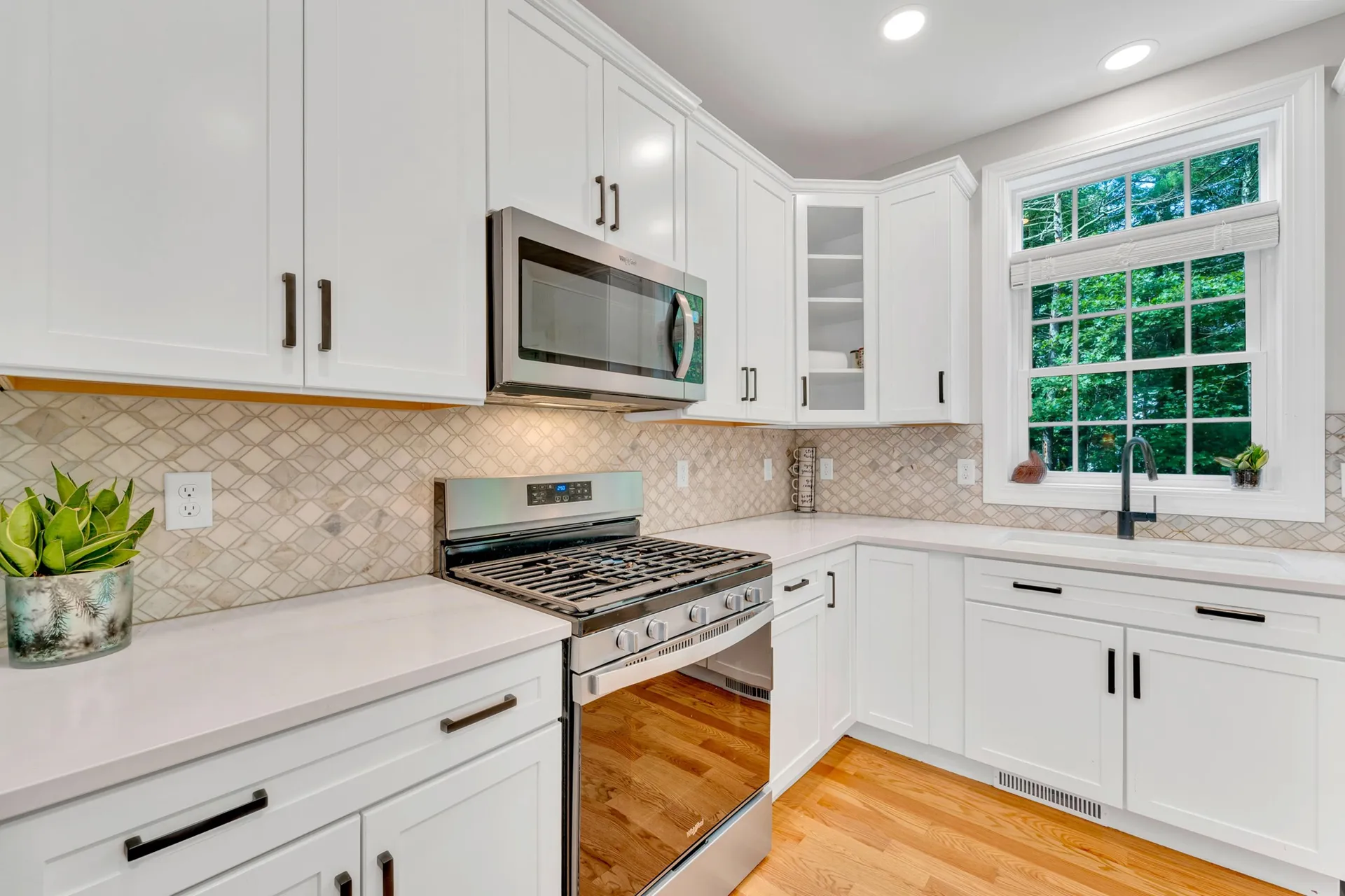 57 Hardy Road Londonderry NH 03053