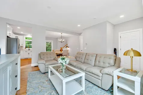 57 Hardy Road Londonderry NH 03053