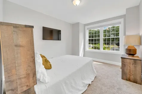 57 Hardy Road Londonderry NH 03053