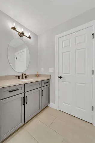 57 Hardy Road Londonderry NH 03053