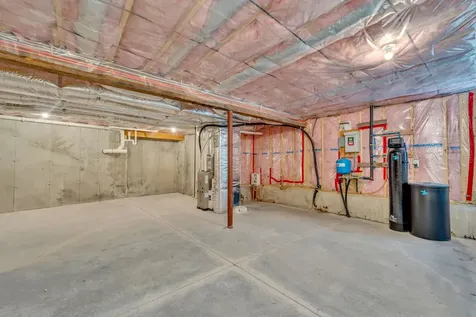 57 Hardy Road Londonderry NH 03053