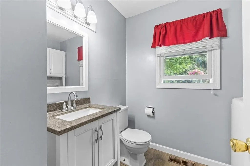 7 Beech Street Essex Junction VT 05452