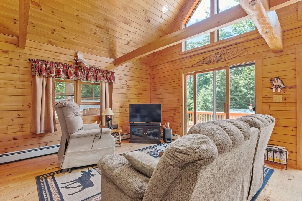 165 Covered Bridge Road Thornton NH 03285