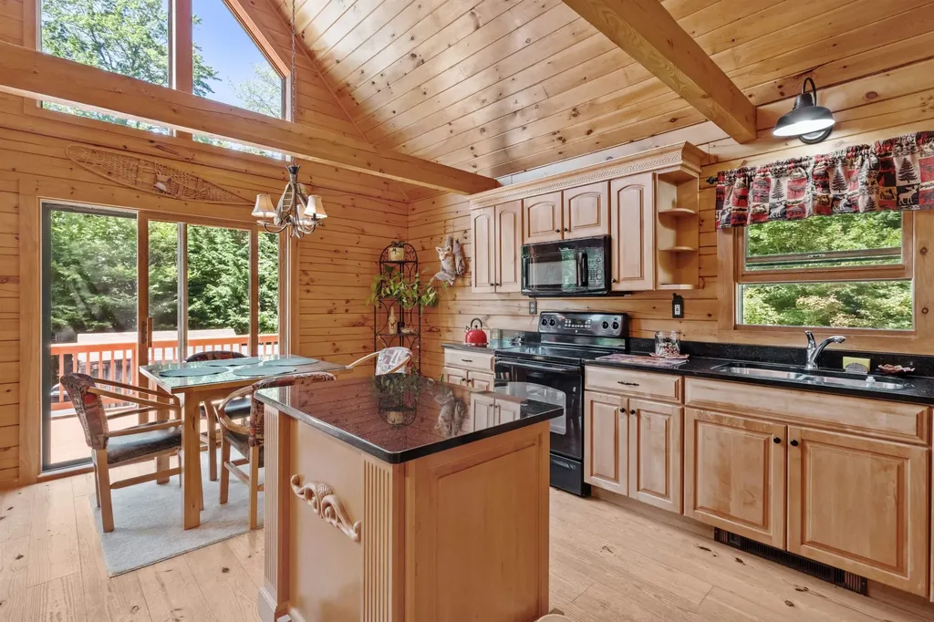 165 Covered Bridge Road Thornton NH 03285