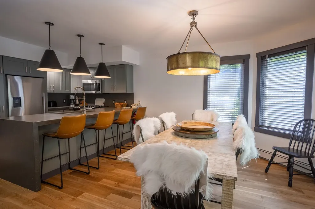 232 North Village Road Jay VT 05859