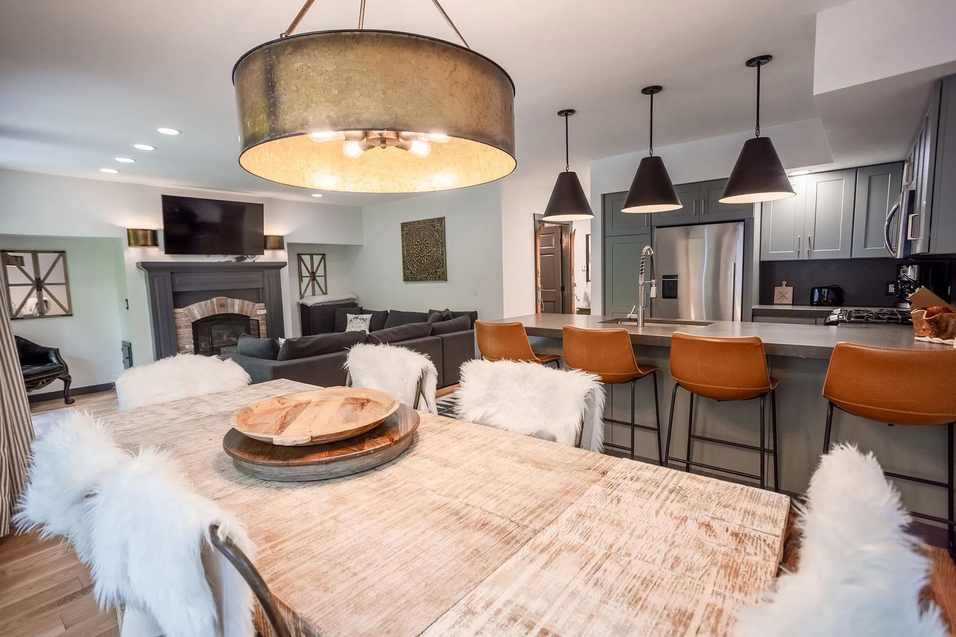 232 North Village Road Jay VT 05859