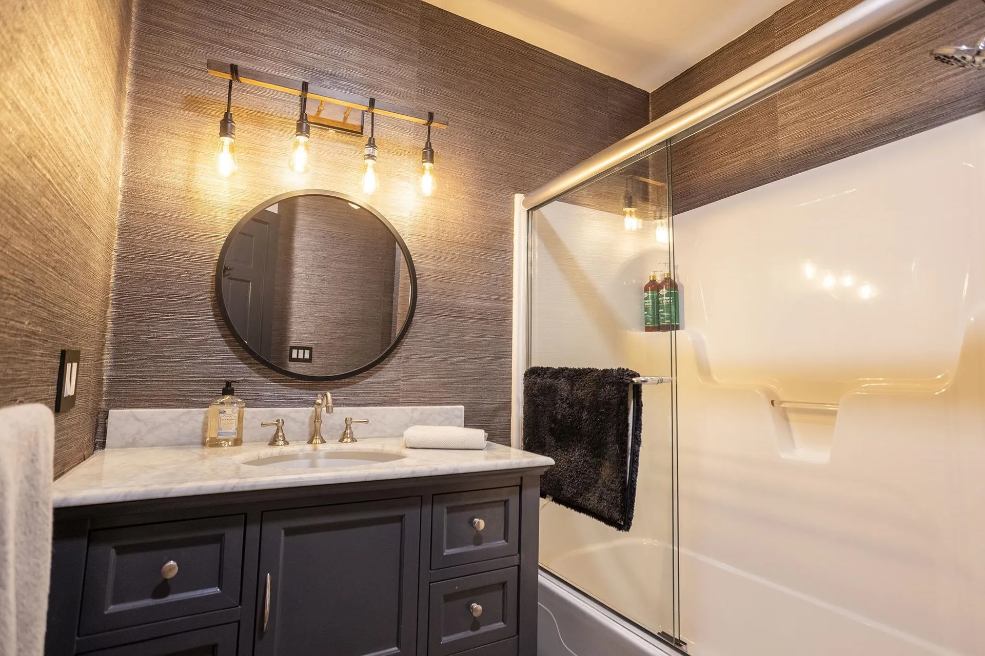 232 North Village Road Jay VT 05859