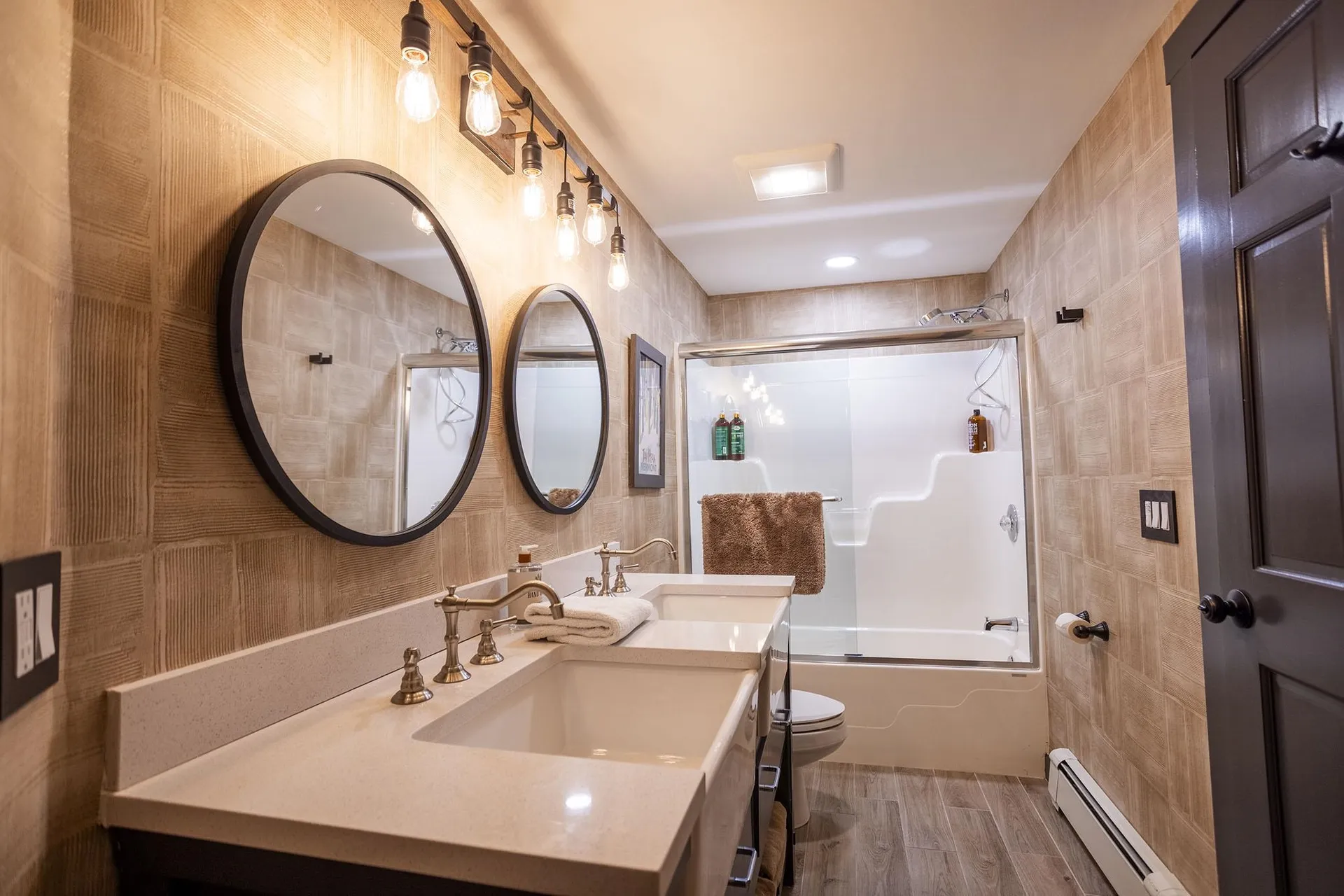 232 North Village Road Jay VT 05859