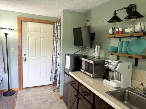 32 Pond Street Ludlow VT 05149