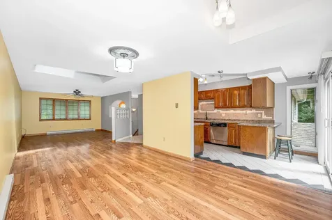 10 Wagner Way Hudson NH 03051