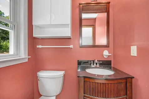 10 Wagner Way Hudson NH 03051