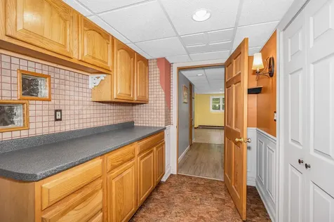 10 Wagner Way Hudson NH 03051